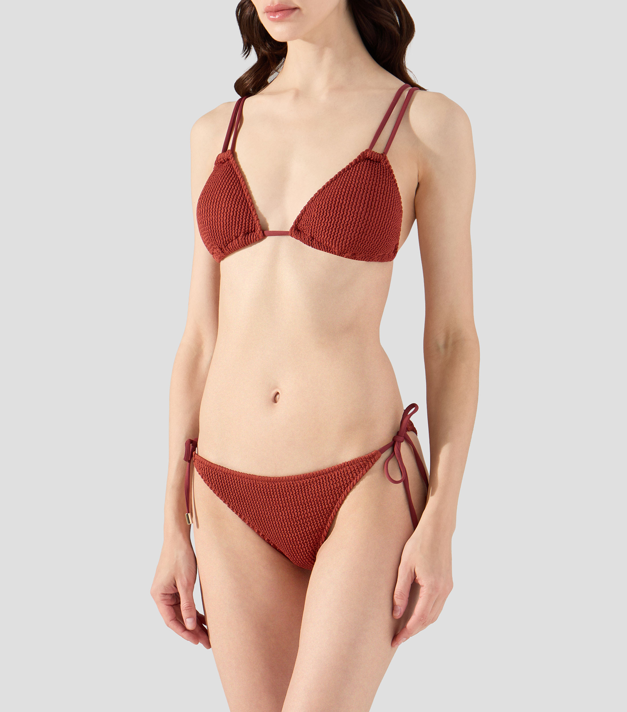 Bikini top liso Mujer